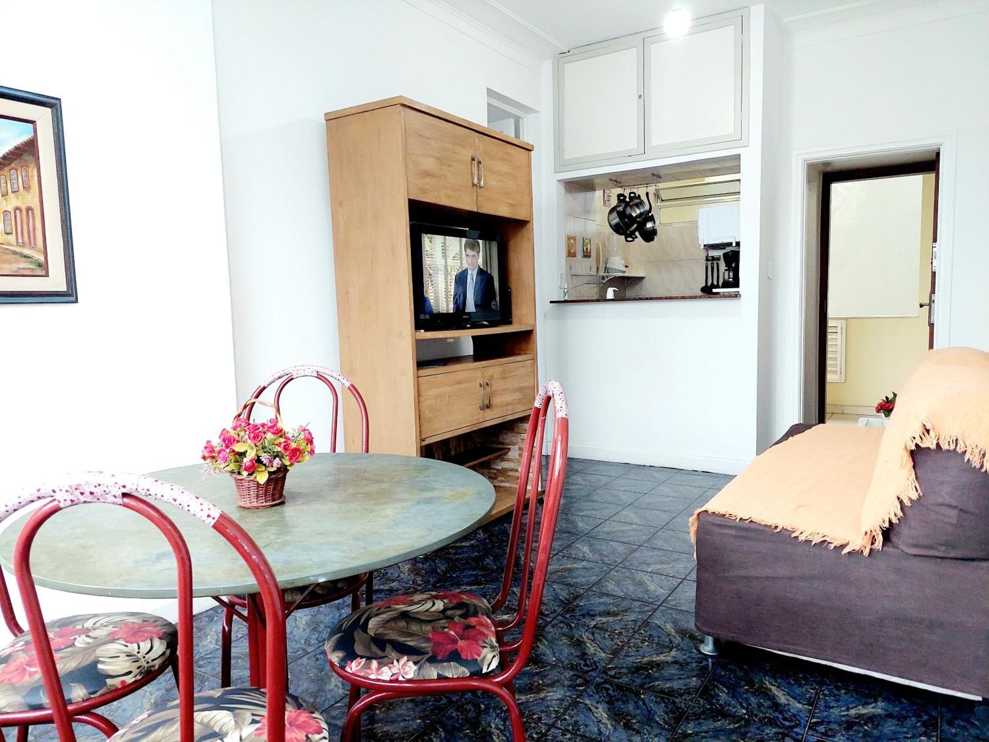 Copacabana 01 Quadra Da Praia, Completo, Com Wi Fi Apartamento *