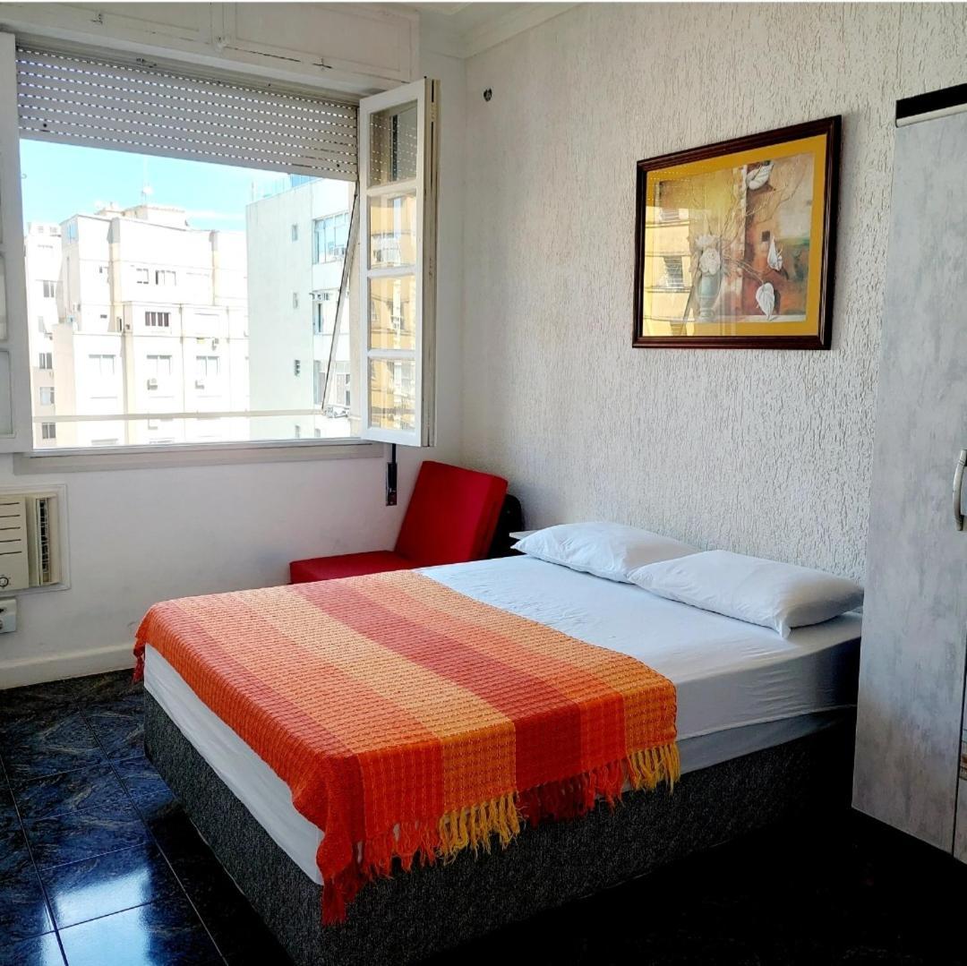 Apartamento Copacabana 01 Quadra Da Praia, Completo, Com Wi Fi